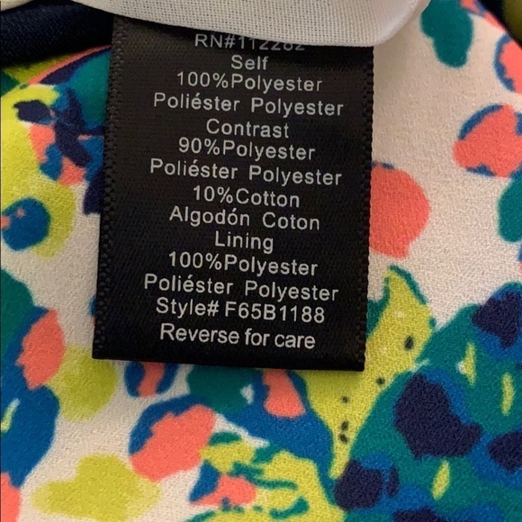 Adelyn Rae Anthropologie V-Neck Floral Romper Women’s Size Small - Picture 8 of 10